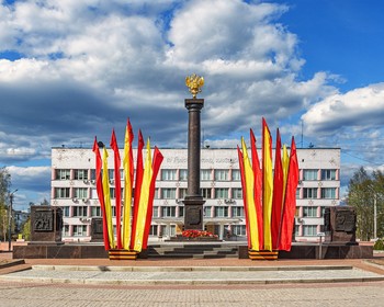 Прошлое и современность Тихвина