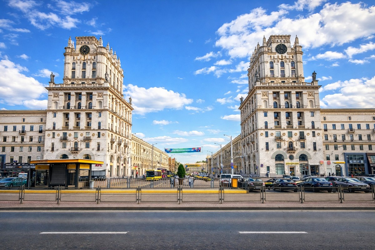 2 часа Минска: экскурсия от ж/д вокзала в мини-группе