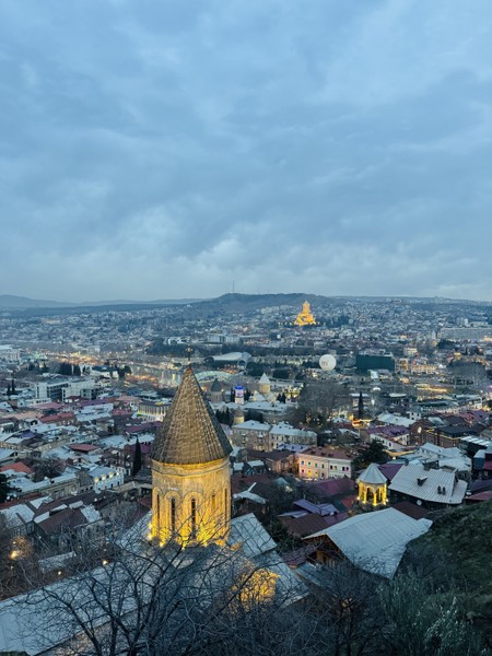 Благодарю Теймураза за глубокие знания истории города, которыми поделились на экскурсии!