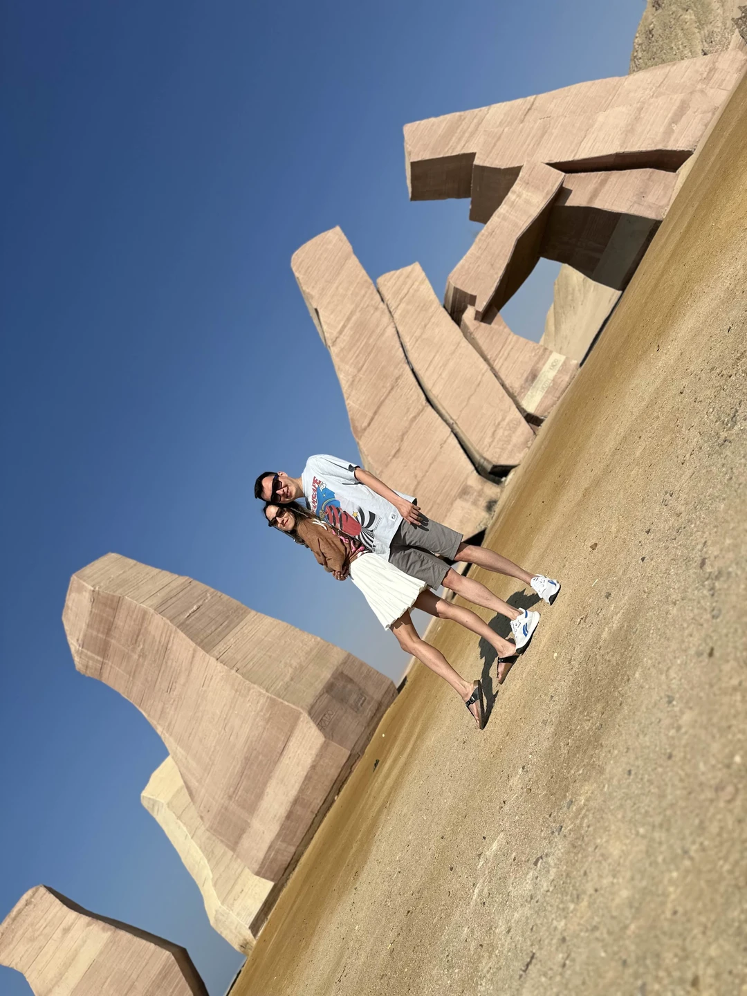 Тот случай, когда VIP в описании соответствует ожиданиям более, чем на 100%. Полноценный консьерж сервис: трансфер