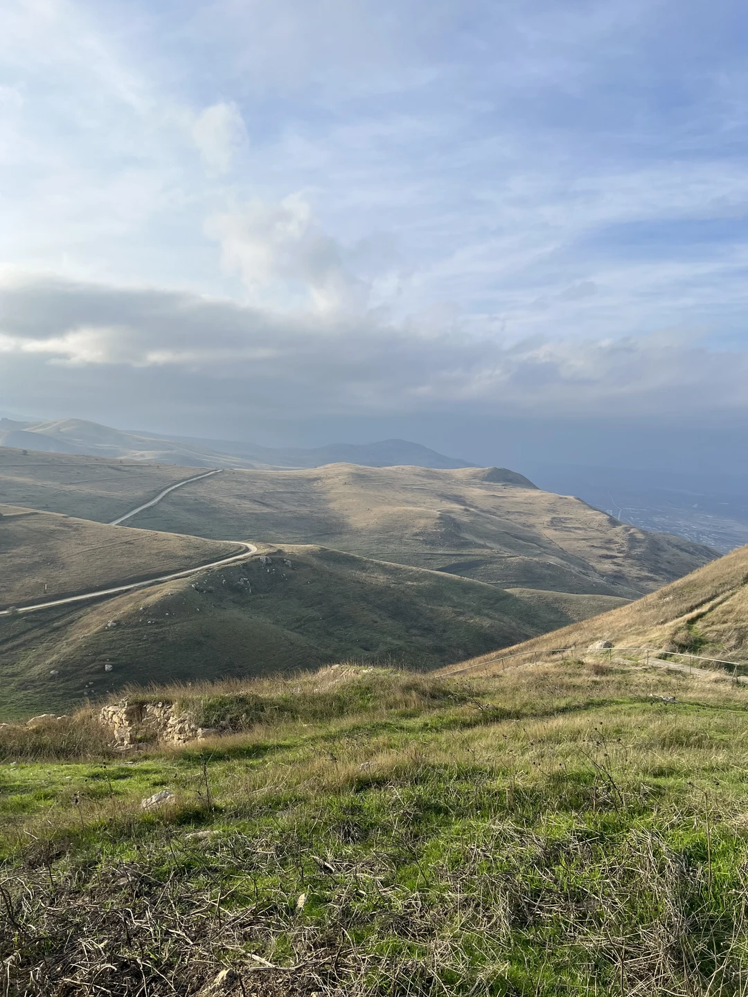 Яркое, красочное путешествие по природным красотам Азербайджана! Совсем не утомительно, дарит массу положительных эмоций, теплота приема
