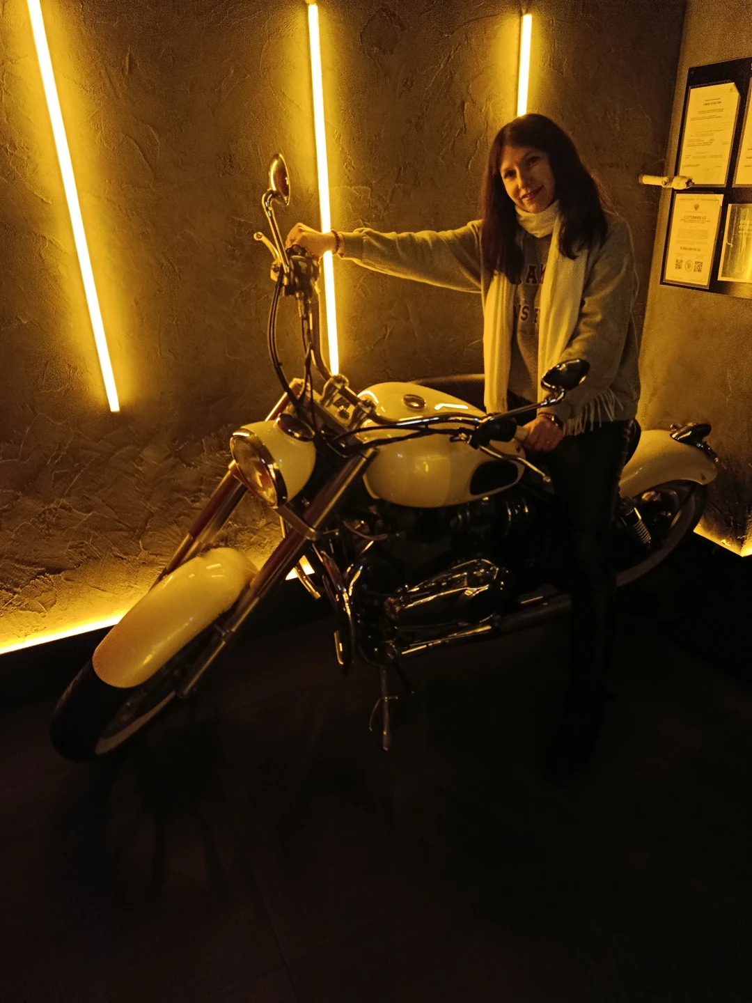 Первый раз я побывала на индивидуальной экскурсии, мне очень понравилось. Интересно, с юмором и полезными фактами