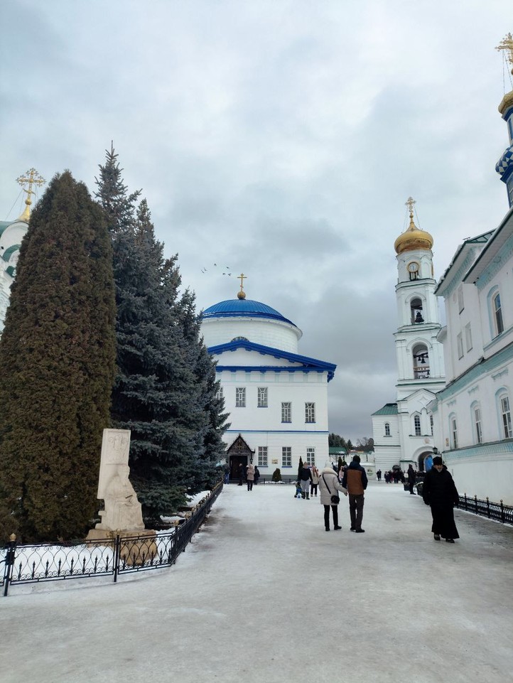 Культовые места Казани: Вселенский храм, Раифа и Свияжск (Елена)