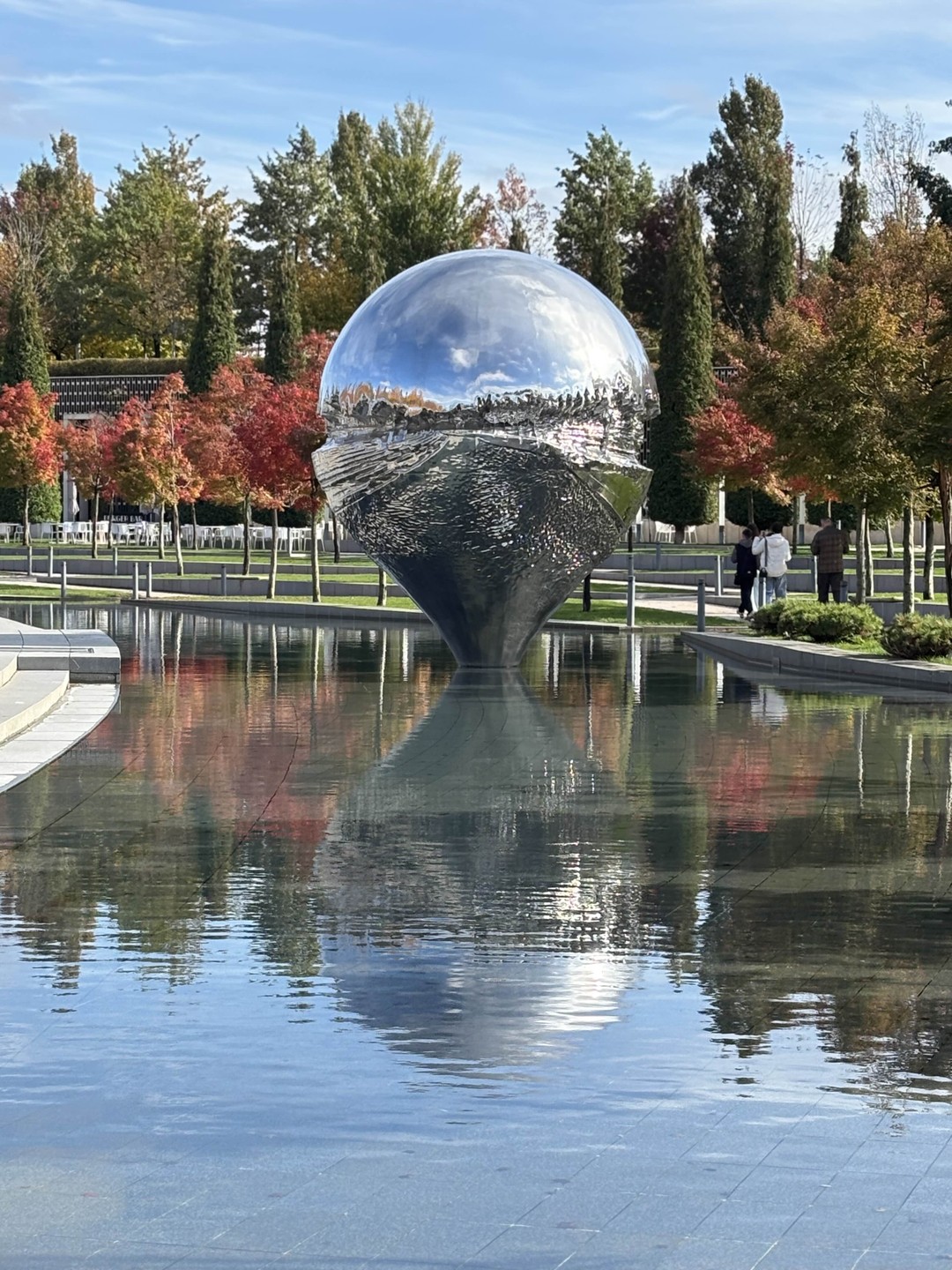 Экскурсия на столько понравилось, что я влюбилась в Парк Галицкого. Интересный рассказ, с фактами из истории и из жизни