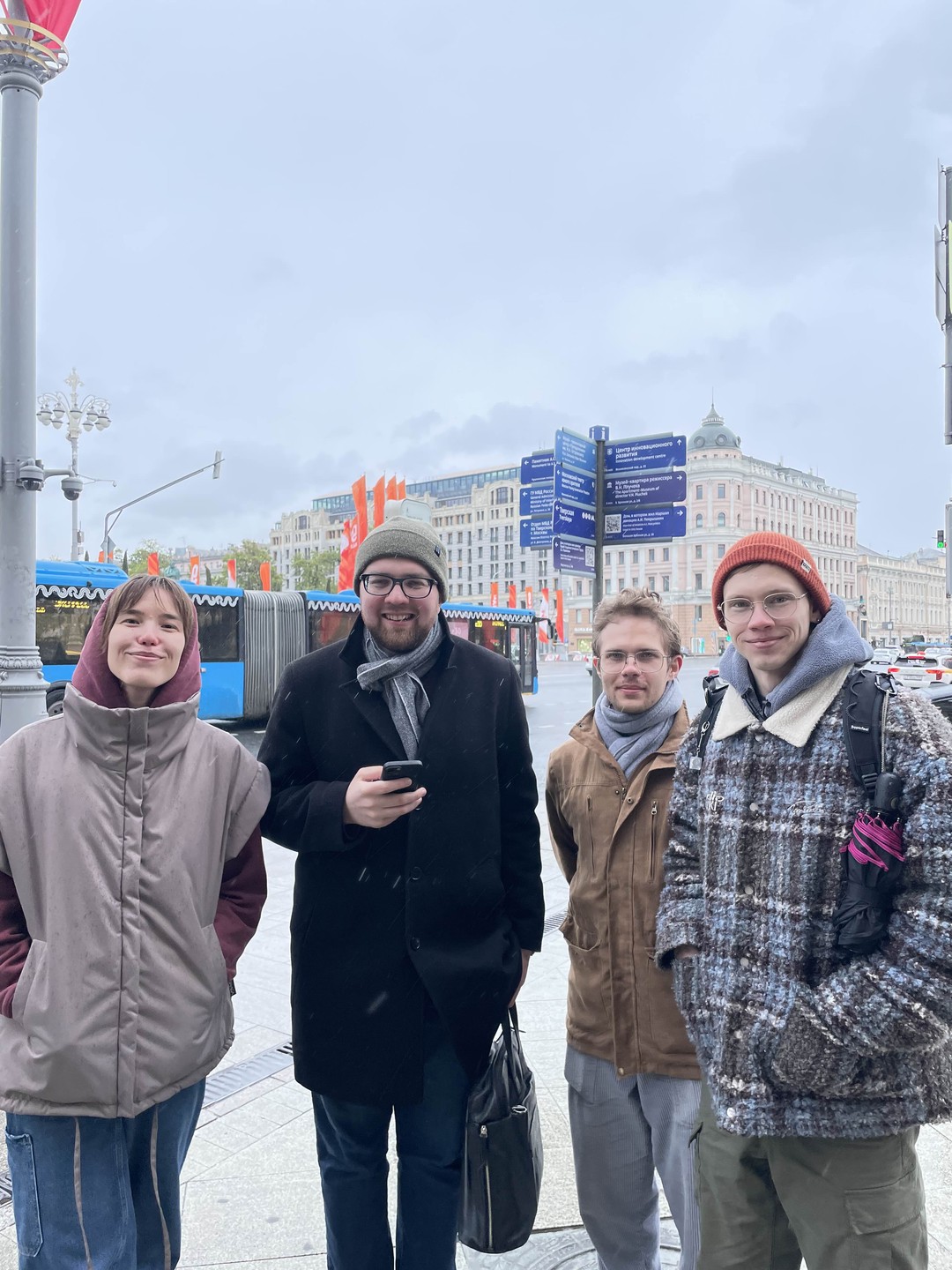Интересно, с юмором, в доступной форме! Узнали для себя много нового, приятно провели время, отлично пообщались