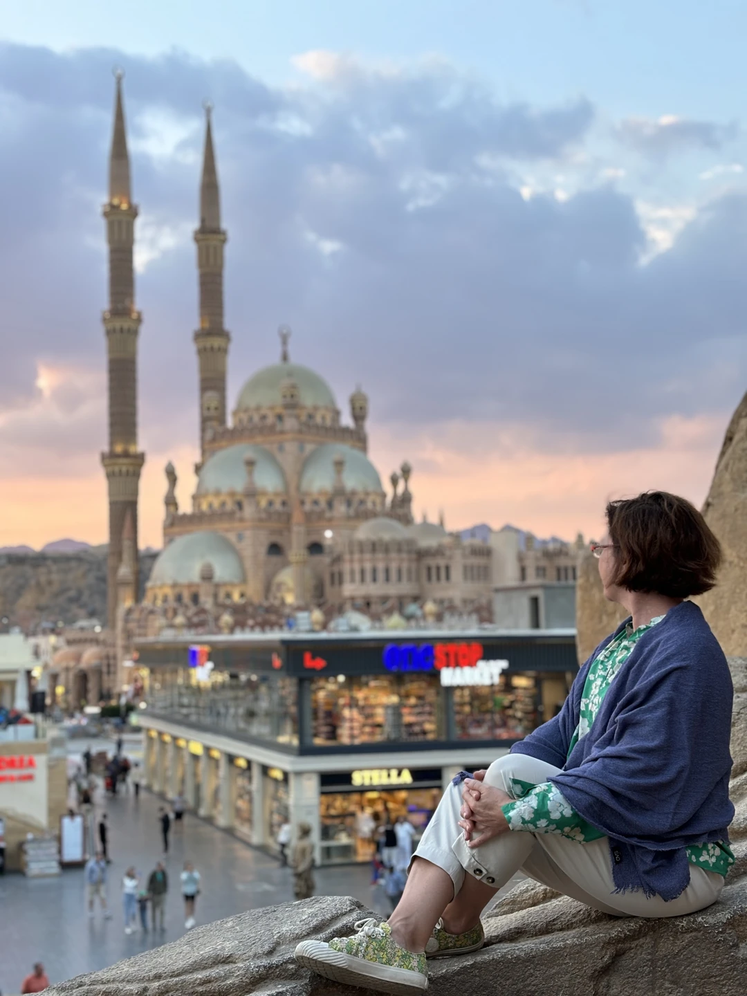 Посетила данную экскурсию- провела 3 ч в прекрасной компании с Анастасией. Много узнала о городе, хотя