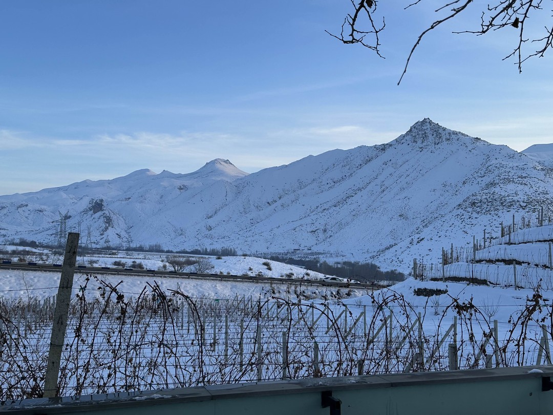 Это лучший гид в Ереване!!!! Добрый, умный, красивый)) рекомендую всем! Будете в Ереване, обязательно возьмите экскурсию