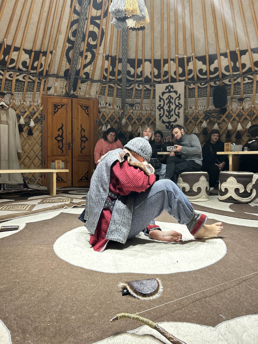 Спасибо за погружение в историю, у нас были места практически😉 на сцене, ощущение участия в спектакле