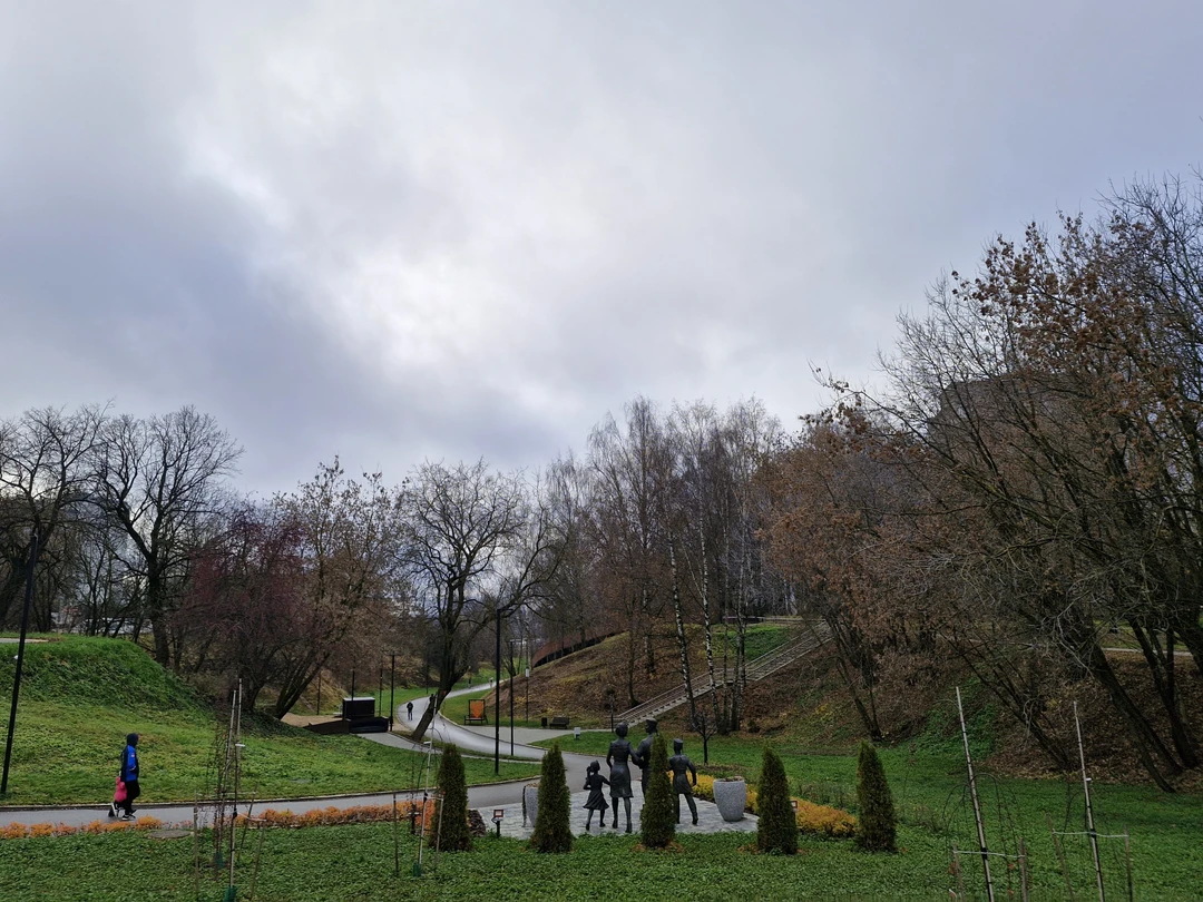 Чудесная экскурсия для любителей деревянного зодчества, да и в целом старинной архитектуры, истории и душевных прогулок