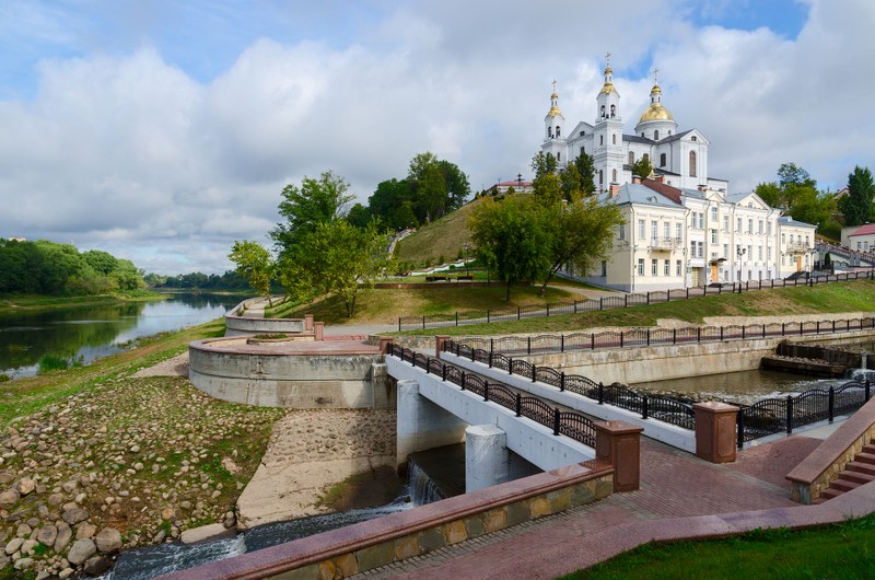 По Витебску с улыбкой