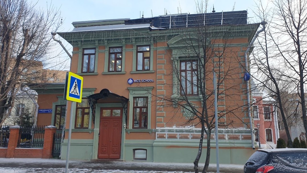 Спасибо большое Юлии, очень доступно и интересно рассказывала. Я не ожидала увидеть столько интересного в этом