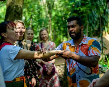 Канди и Нувара-Элия: храм Зуба Будды, ботанический сад и чайные плантации