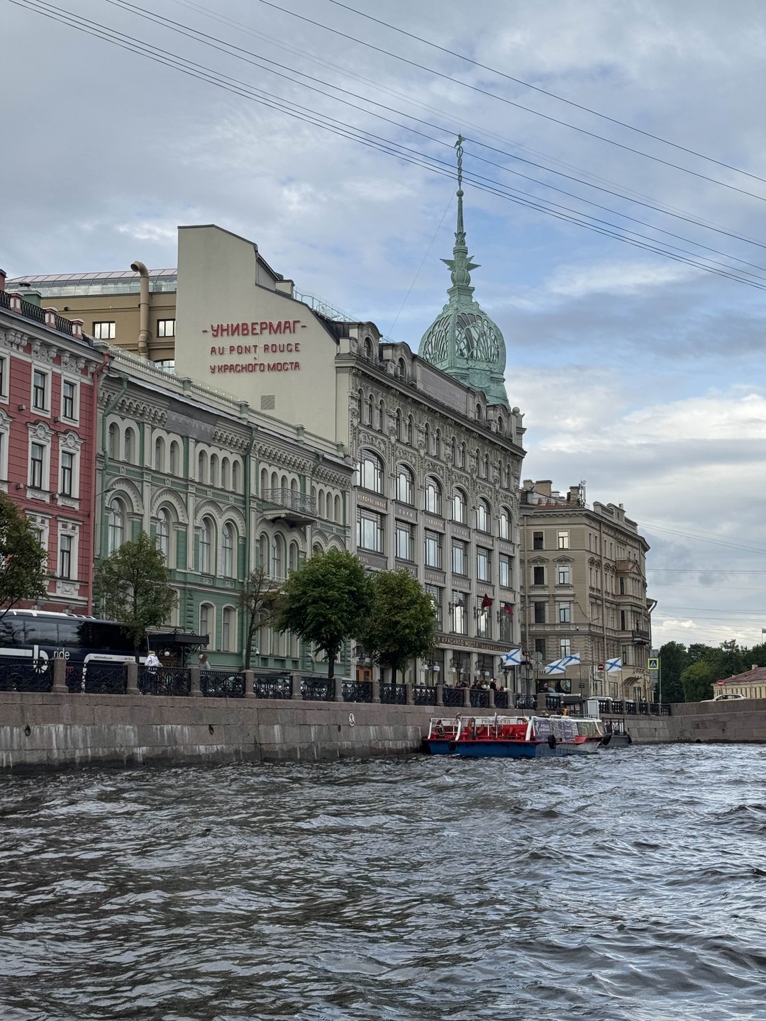 На красивом катере по Петербургу: индивидуальная прогулка (Сергей)