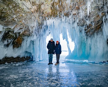 Ольхон, скала Шаманка, бурятские блюда и катание на коньках