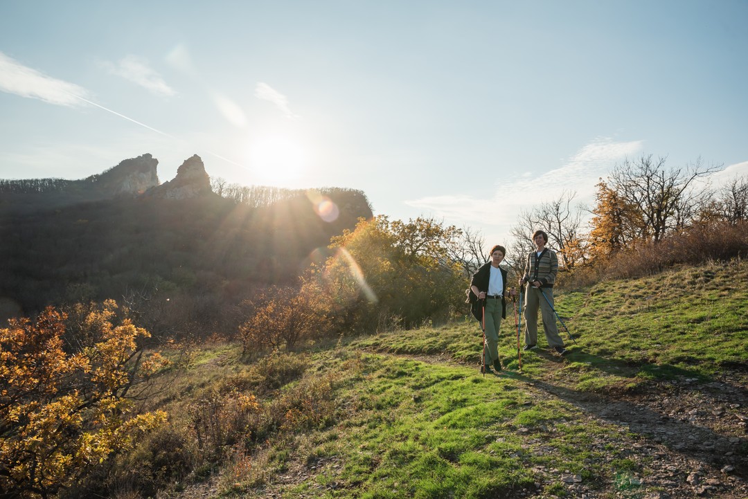 Мы с удовольствием прогулялись с Александром по живописным местам между Лермонтовым и Железноводском, любовались яркой осенью