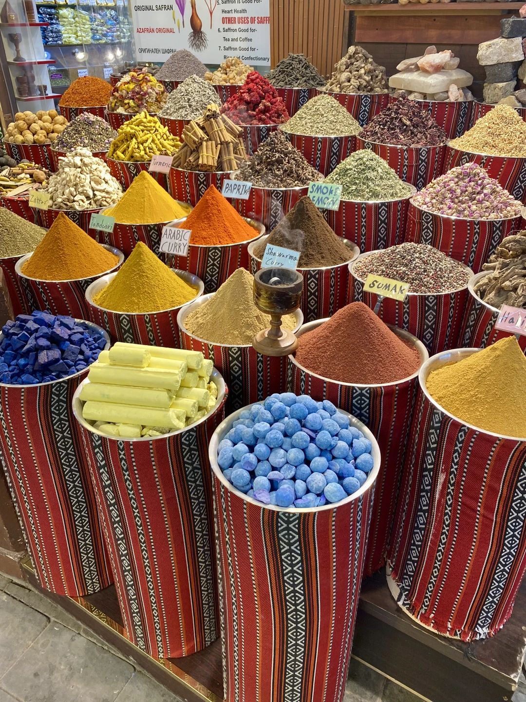 Спасибо Максиму за интересную экскурсию и веселое настроение. Мы действительно погрузились в атмосферу и колорит старого