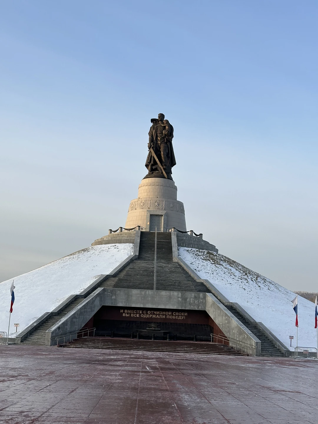 Благодарим Сергея за отличную экскурсию по г. Кемерово. Замечательный молодой человек, знающий и любящий свой родной