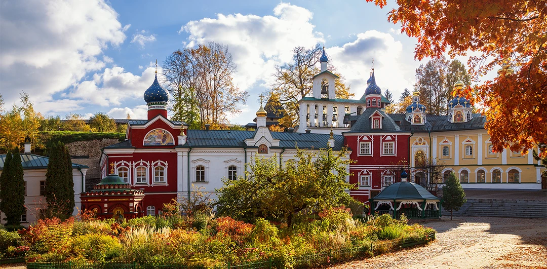Псково-Печерский монастырь: всё об&nbsp;обители