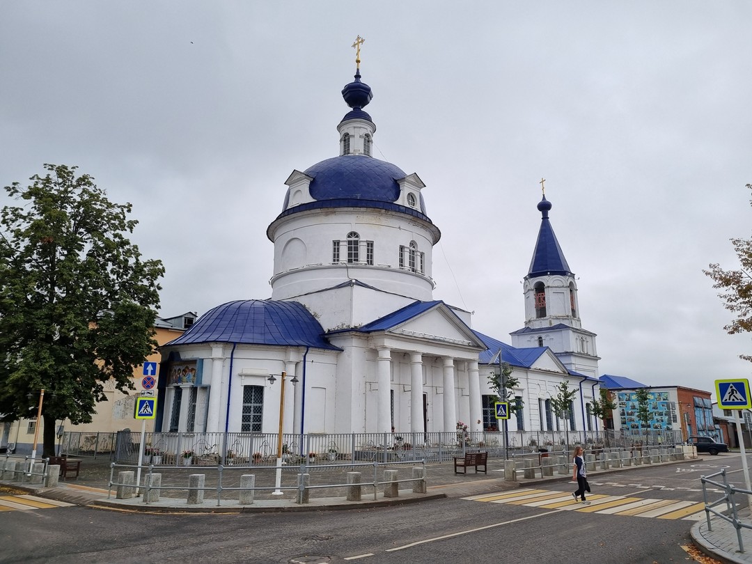 Зарайск чудесный, маленький уездный городок. Нам очень повезло с великолепным экскурсоводом Юлей. Прекрасный знаток истории, чудесный
