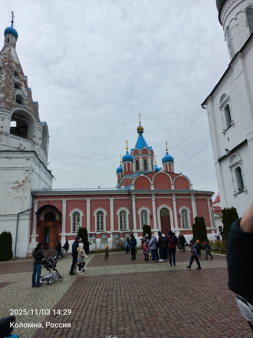 Большое спасибо Татьяне за очень интересную и познавательную экскурсию! Хоть нам и не повезло с погодой