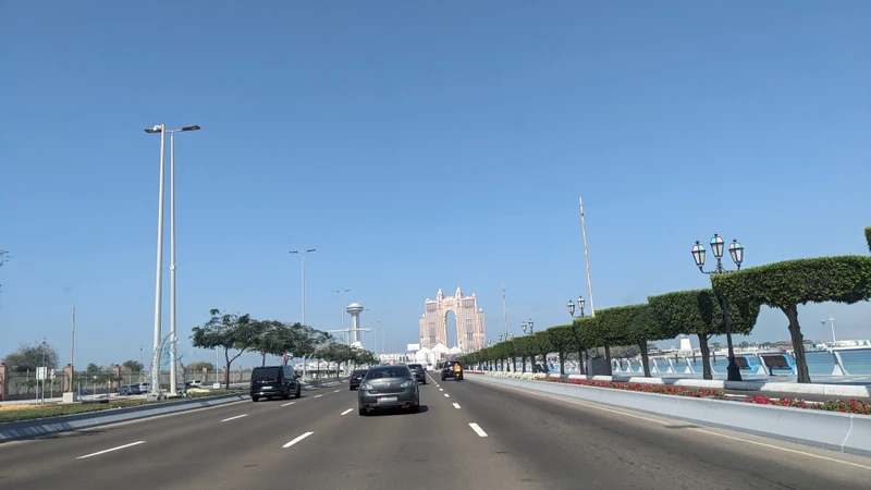 Отличная экскурсия и замечательный гид! Было интересно, понятно и очень увлекательно. Узнали много нового о стране