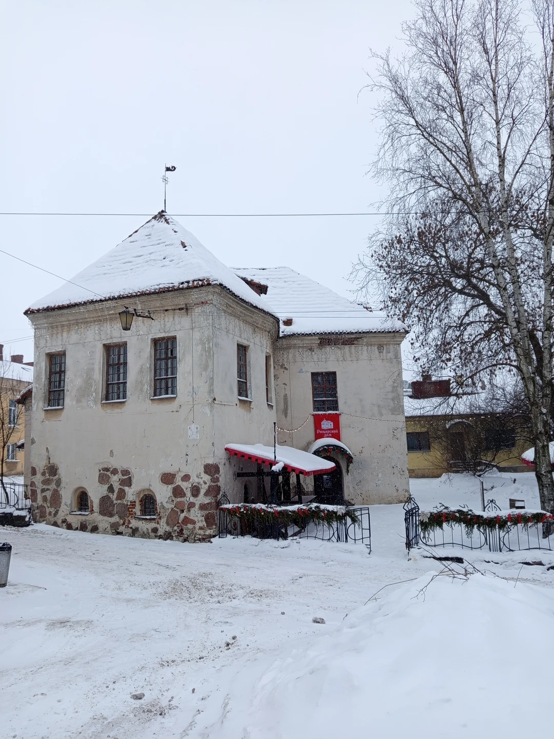 Проведенные 3 часа в компании с истинным знатоком Выборга, настоящим ГУРУ своего дела, человеком любящим и