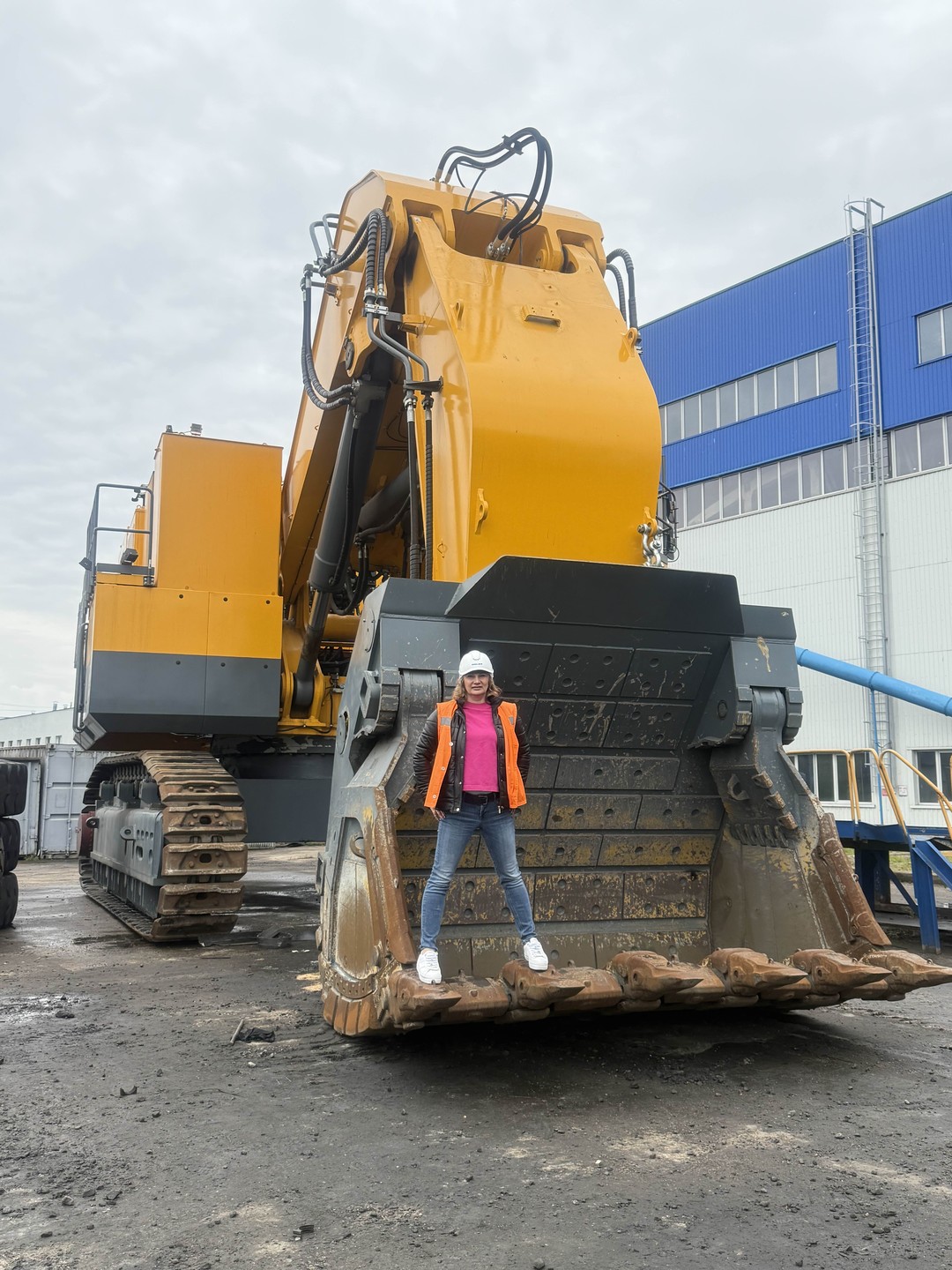 Групповая автобусная экскурсия на БелАЗ (Марина)