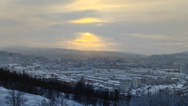 Евгений провёл нам прекрасную экскурсию по городу Мурманск, мы посмотрели много достопримечательностей и интересных мест. Увидели