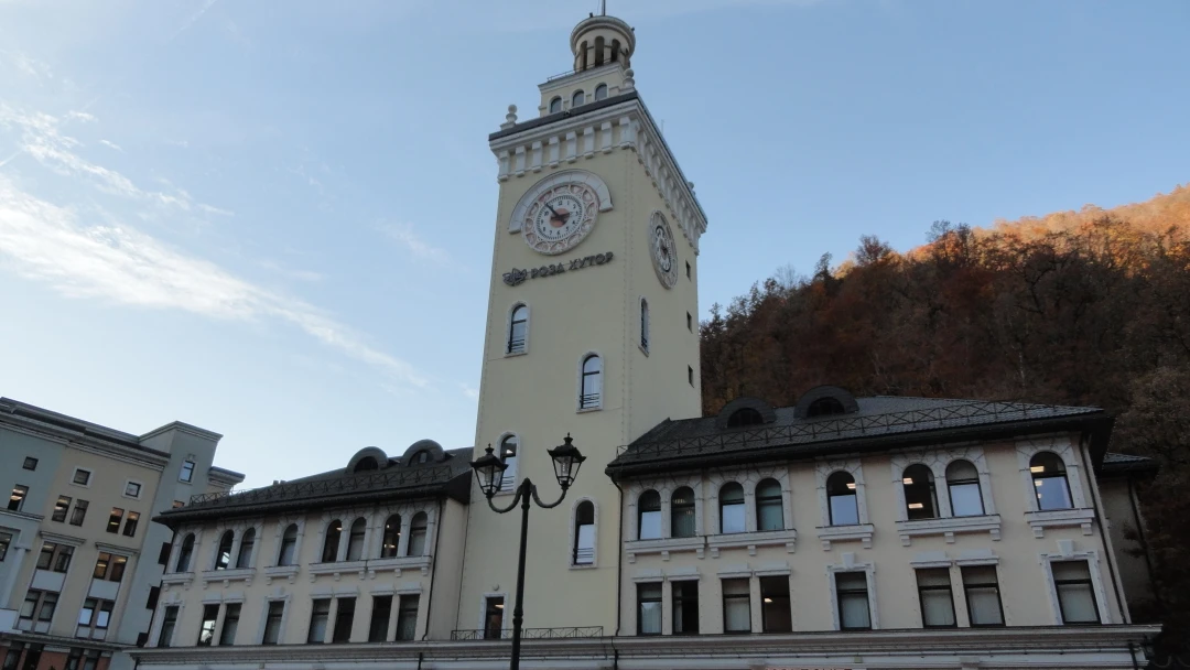 Очень понравилась экскурсия. Наталья интересный рассказчик, отвечала на все наши вопросы. Забрали нас от отеля и