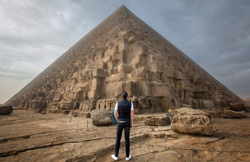 Величие древности и природы: некрополи фараонов и каменные изваяния Сахары