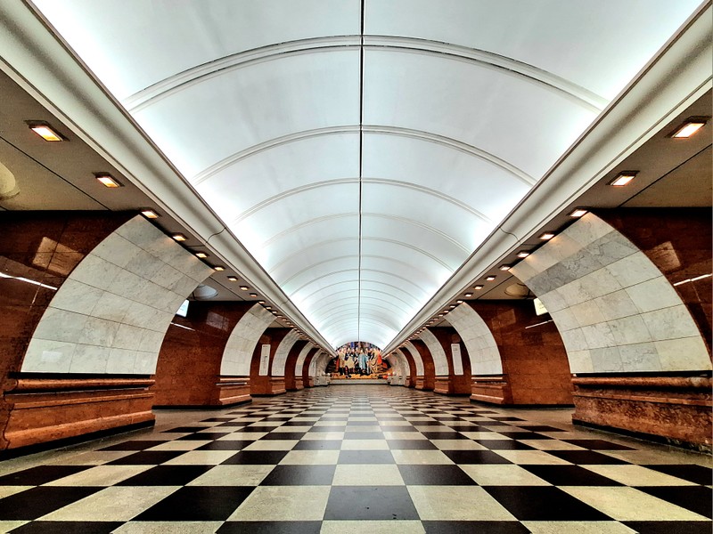 Машина времени в московском метро