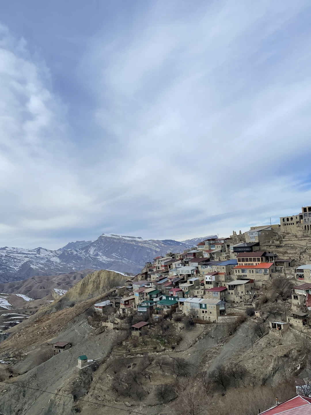 Брали трехдневный тур. Шамиль - замечательный гид, был очень внимательным к мелочам. Все четко было распланировано