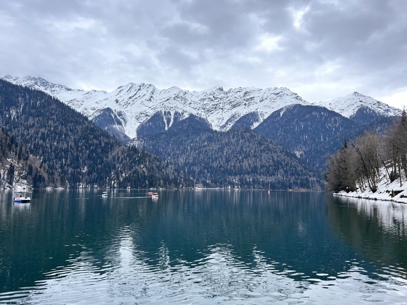 Экскурсия оправдала все ожидания благодаря необыкновенным знаниям истории и мастерству изложения экскурсовода из Абхазии Алиму. В