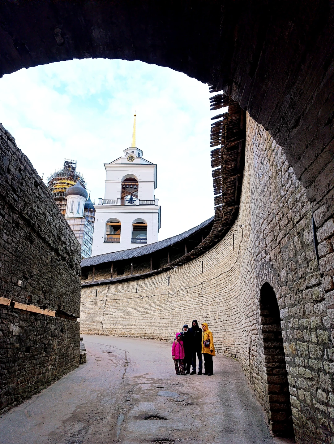 Ооочень профессионально, но очень уютно (редкое сочетание, как мне кажется). Прогулялись с Ольгой 16 ноября по