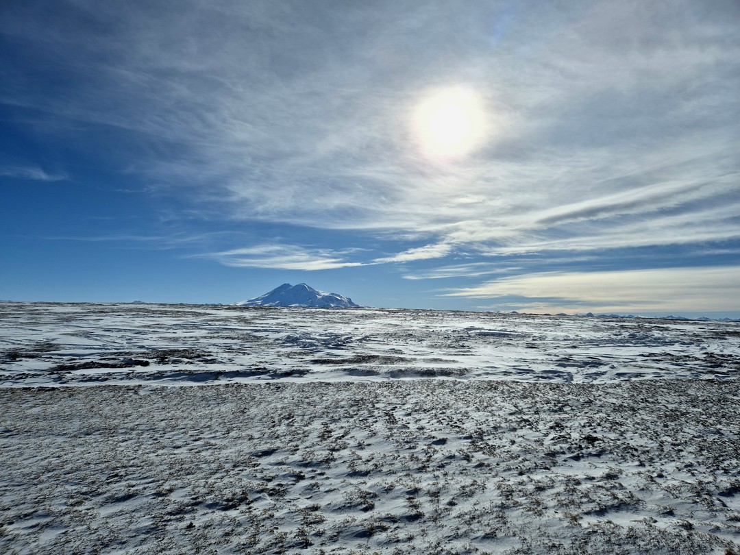 Ездили двумя семьями (четверо взрослых и дети 17,16,11,10 лет) на двух внедорожниках с Семеном и Григорием