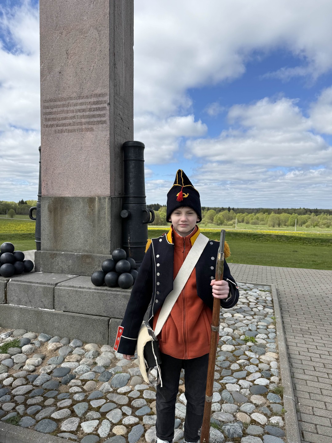 Ян, огромное Вам спасибо за полное и иниересное погружение в истоию Бородинского сражения!