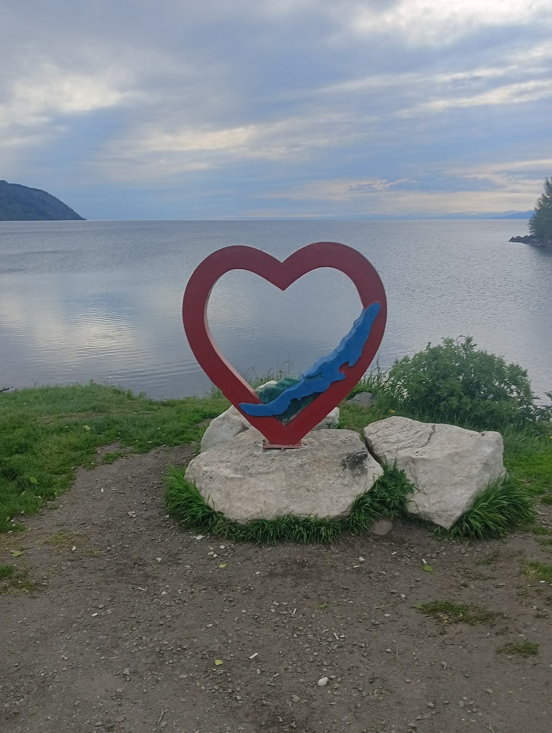 Это путешествие оставило ярчайшие впечатления. Нашим гидом был Евгений!!! Машина шикарная,с прозрачной крышей, и это оказалось