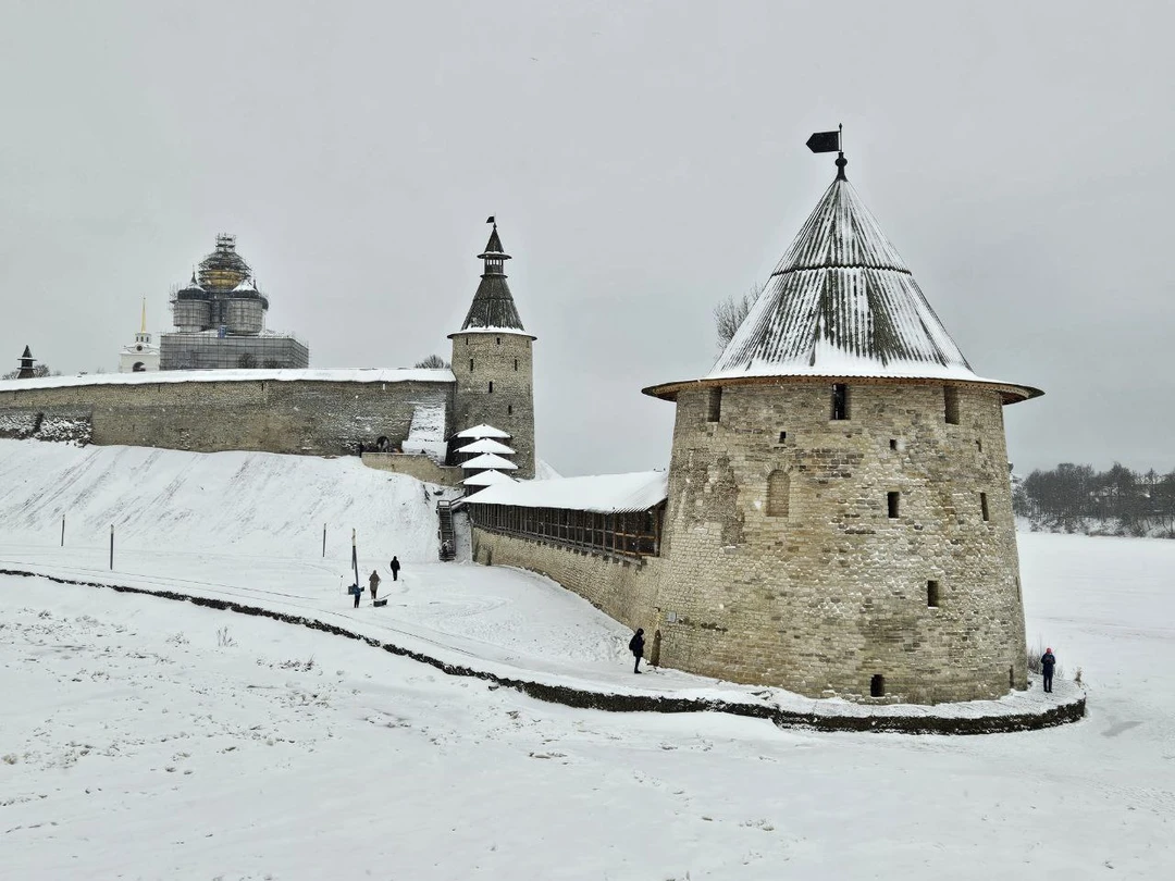 Очень интересная, красивая и развернутая экскурстя