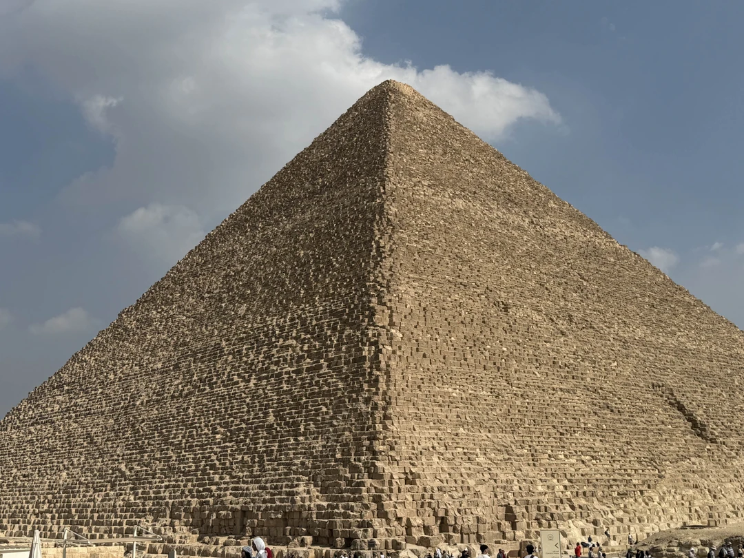 Отличная поездка! Очень интересно! Гид Мухаммед очень хорошо разговаривает по-русски, много знает, на вопросы мои отвечал