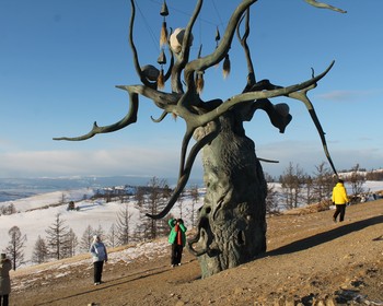 Путешествие на хивусе по льду Байкала, достопримечательности Ольхона