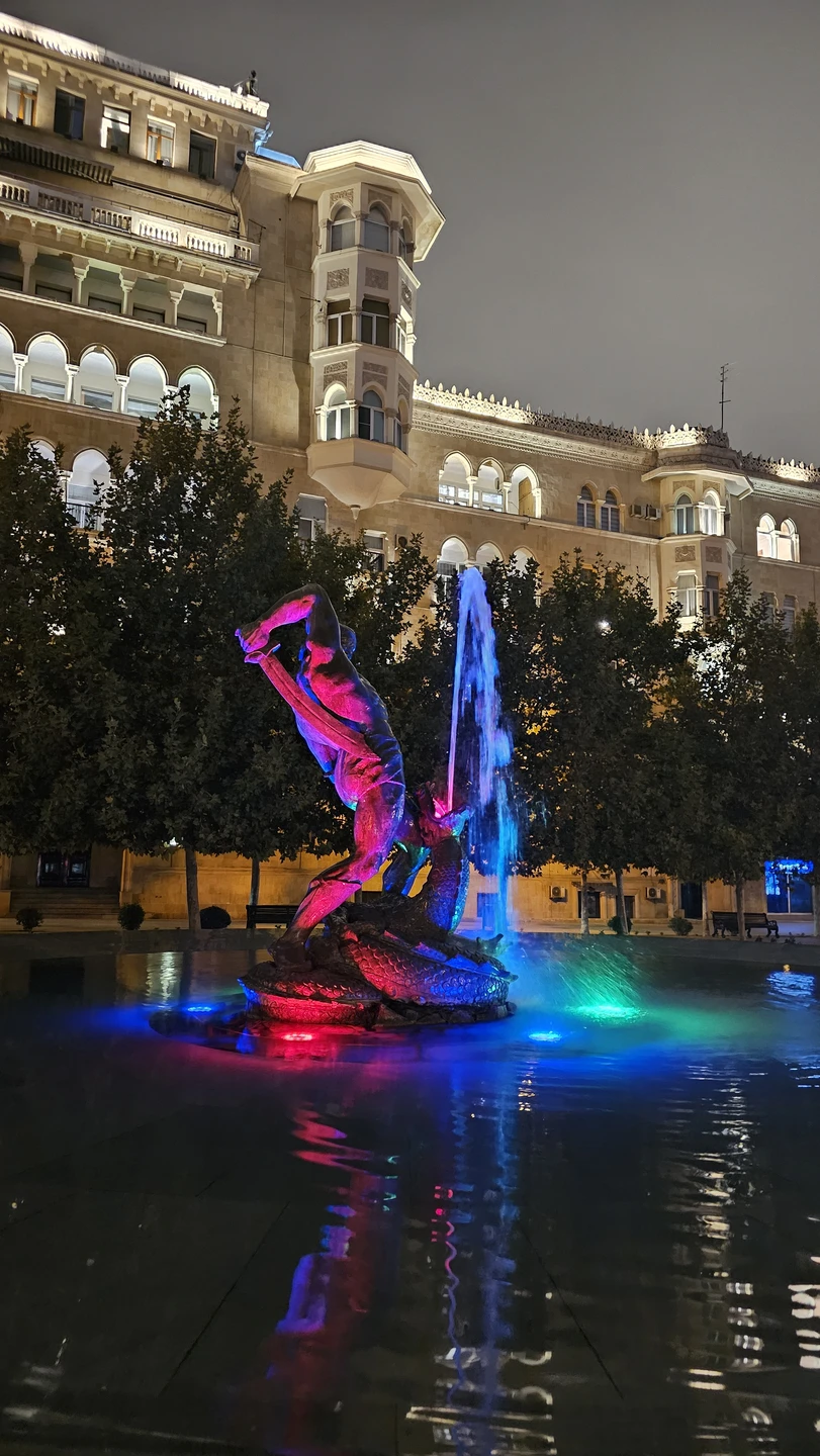 С гидом очень повезло. 4 дня прошли в экскурсиях (кажется, это лучший показатель, как оценка)