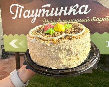 Дикие пионы, театрализованная экскурсия и чаепитие в купеческой усадьбе