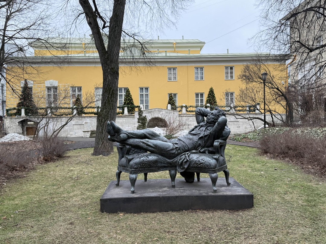 Прекрасный экскурсовод,прекрасная экскурсия,остались очень довольны,много нового узнали