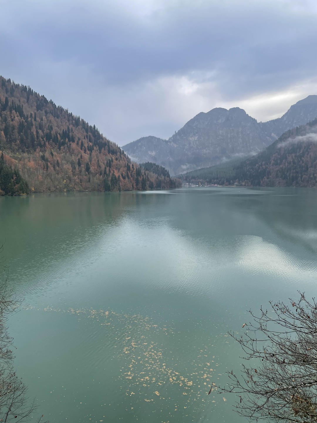 Красивая и содержательная экскурсия. Брали, чтобы посмотреть как можно больше местных достопримечательностей, узнать что-то новое об
