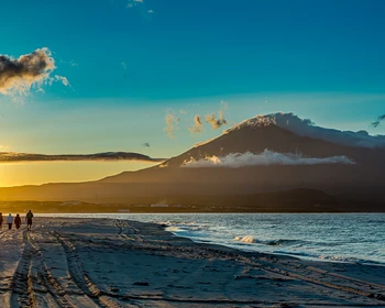 Встреча, релакс в термах и отдых на пляже Итурупа