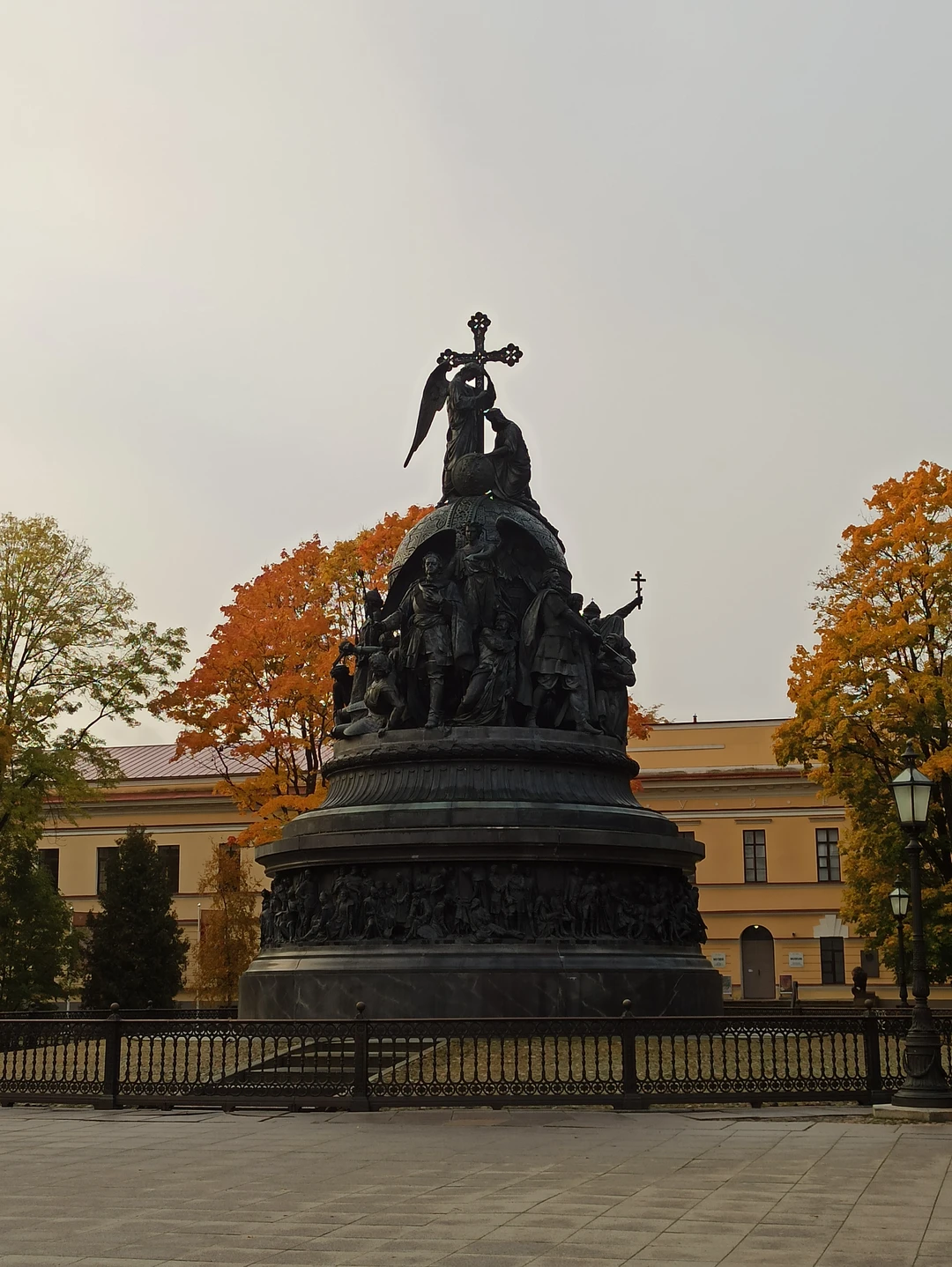 Жил-был город: прогулка по Великому Новгороду с историком (Михаил)