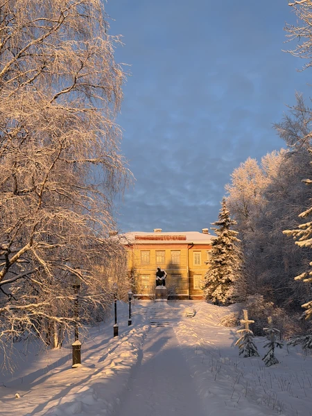 Экскурсия очень понравилась. Сергей замечательный гид. За отведенное время узнали много нового: про первую астрономическую обсерваторию