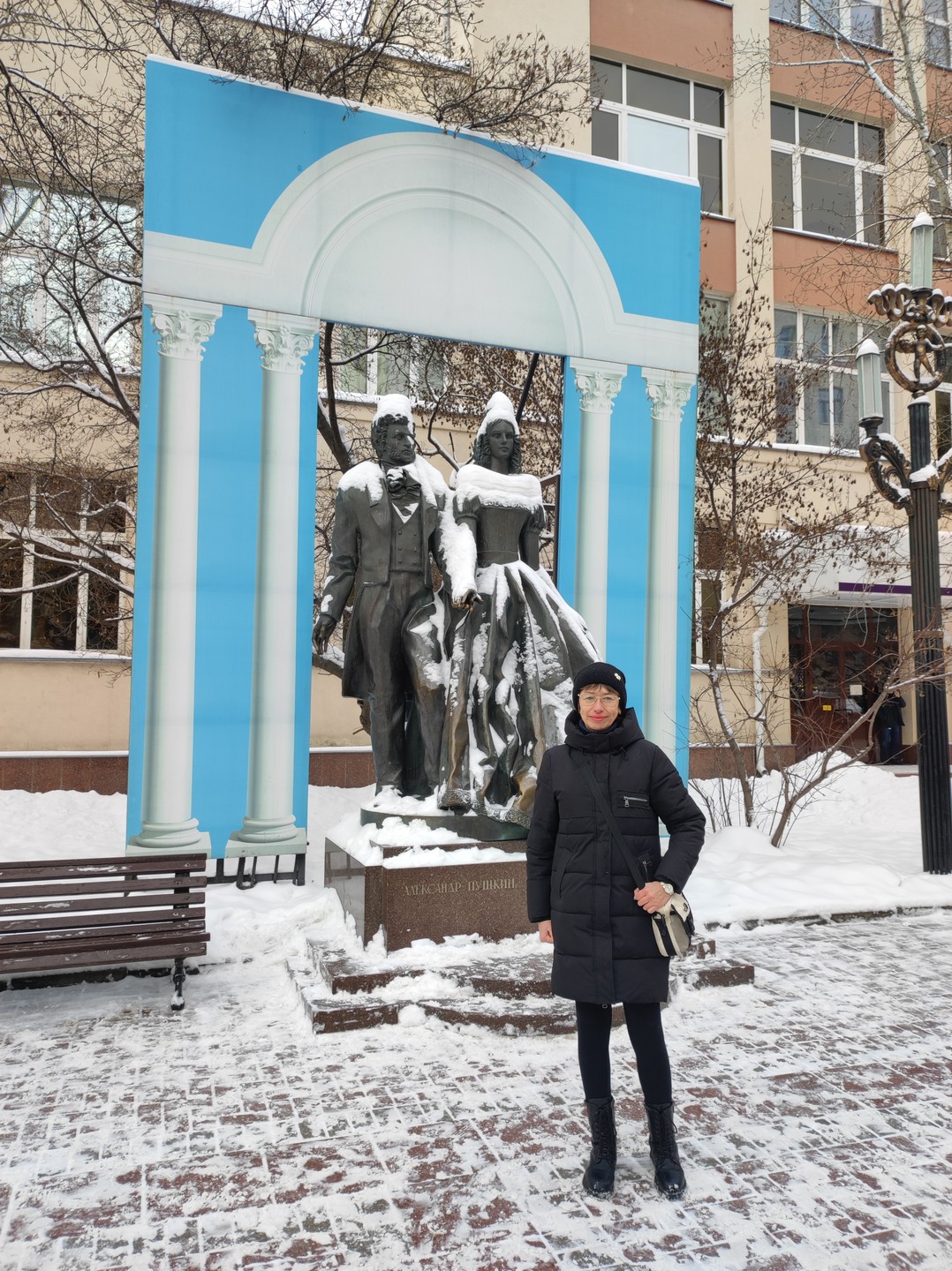 Старый Арбат: прогулка по московскому Монмартру (Яшина)