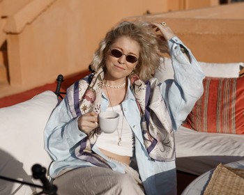 Прибытие и заселение