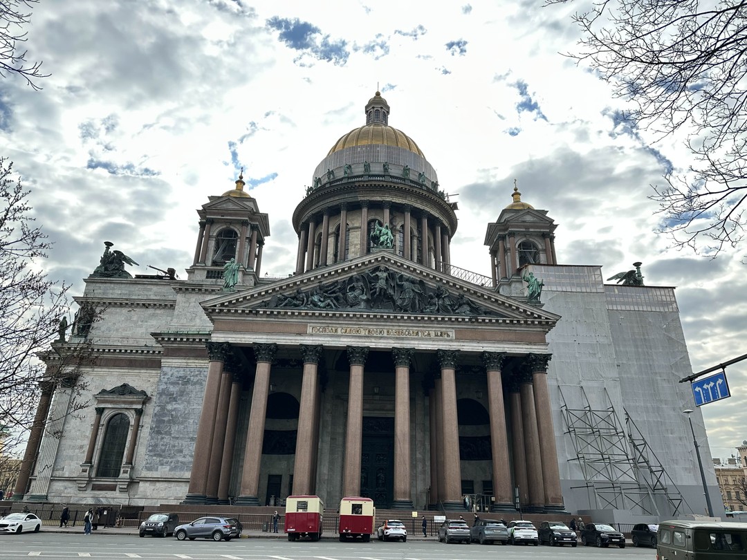 Золотой треугольник Петербурга: пешая обзорная экскурсия (Светлана)